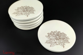 Set of 6 round lacquer coasters engraved with dahlia